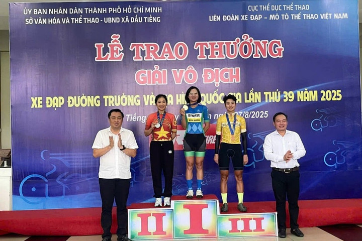 Vinh danh các tay đua xe đạp địa hình xuất sắc toàn quốc 2025