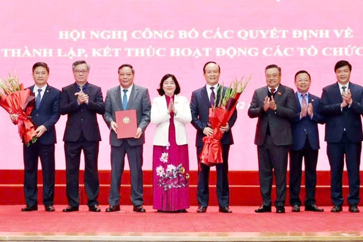 Đảng bộ các cơ quan Đảng thành phố Hà Nội: Gương mẫu đi đầu, khát vọng vươn cao