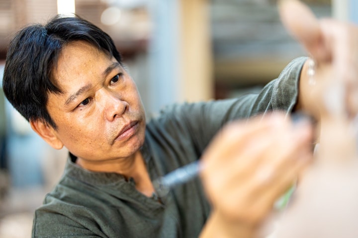 "Quá khứ là chất liệu để ta tạo nên hiện tại và tương lai"