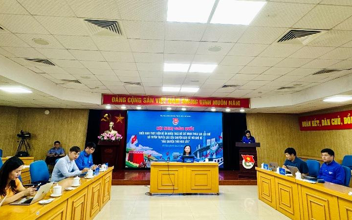Đoàn viên thanh niên tham gia lưu giữ và tuyên truyền câu chuyện lịch sử