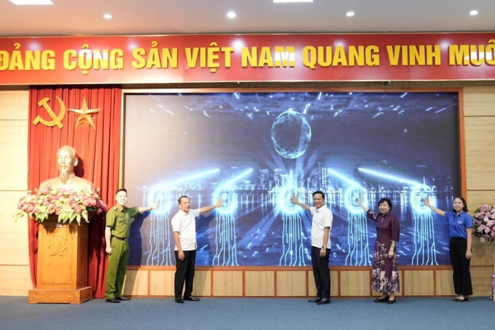 Phường Phương Liệt triển khai Chiến dịch 45 ngày đêm hỗ trợ hoạt động chuyển đổi số