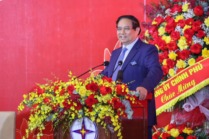 Thủ tướng Chính phủ Phạm Minh Chính: Bảo đảm đủ điện cho tăng trưởng 2 con số và tránh các cú sốc về giá