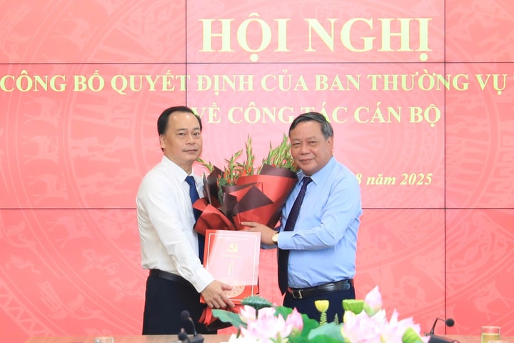 Đồng chí Nguyễn Mạnh Quân được bổ nhiệm giữ chức vụ Phó Chánh Văn phòng Thành ủy Hà Nội