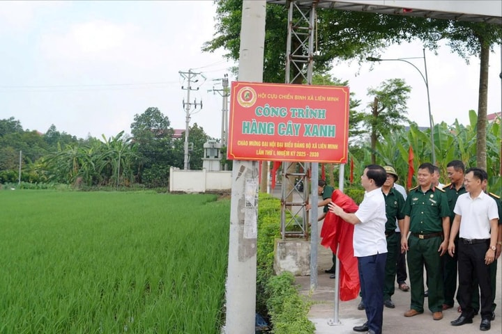 Xã Liên Minh gắn biển nhiều công trình, phần việc chào mừng Đại hội Đảng các cấp
