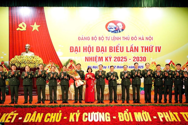 Đồng chí Bùi Thị Minh Hoài giữ chức Bí thư Đảng ủy Bộ Tư lệnh Thủ đô Hà Nội nhiệm kỳ 2025-2030