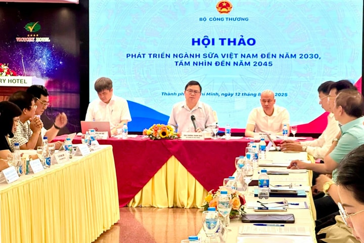 Tự chủ nguyên liệu, hướng tới thương hiệu sữa Việt Nam cạnh tranh toàn cầu