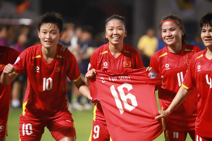 Thắng tối thiểu Thái Lan, Tuyển nữ Việt Nam vào bán kết AFF Cup 2025 với ngôi đầu bảng