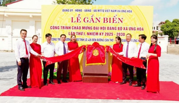 Xã Ứng Hòa khánh thành công trình lịch sử chào mừng Đại hội Đảng bộ