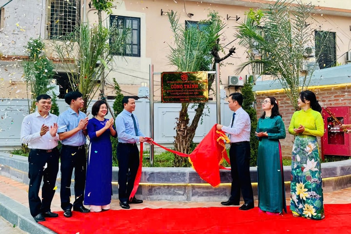 Gắn biển công trình tu bổ, tôn tạo di tích Pháo đài Láng