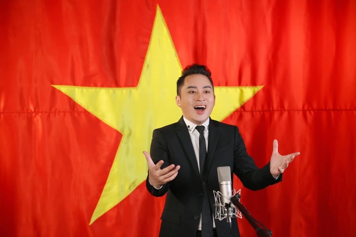 \"Tự hào là người Việt Nam\" Ca sĩ Tùng Dương sẽ thể hiện "Tiến quân ca" cùng dàn đại hợp xướng