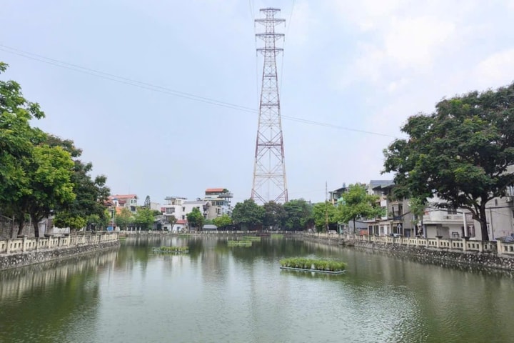 Phường Đông Ngạc gắn biển công trình "Dân vận khéo"