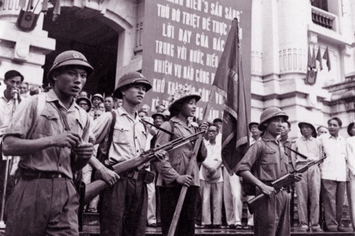Rực sáng ngọn lửa “Ba sẵn sàng”
