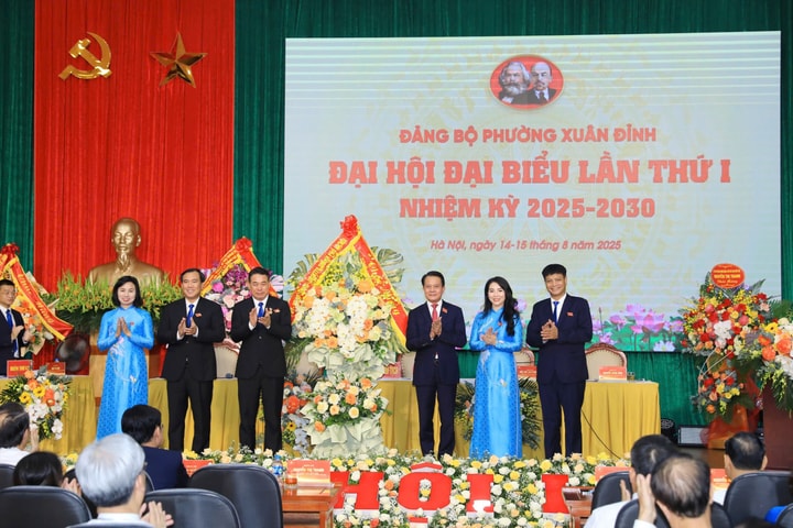 Xây dựng Đảng bộ vững mạnh, kiến tạo Xuân Đỉnh trở thành đô thị thông minh, kiểu mẫu