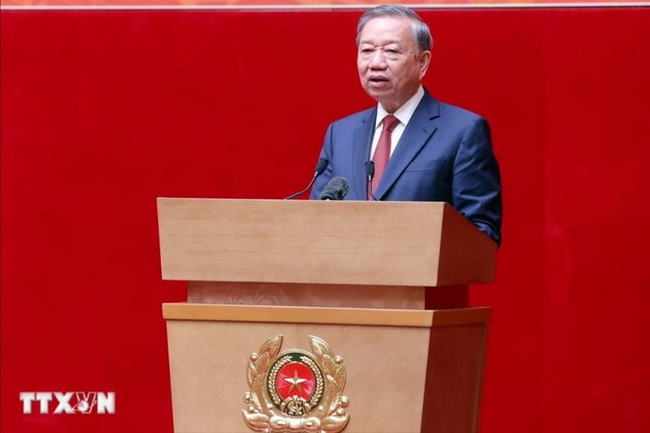 80 năm - Vinh quang Công an nhân dân Việt Nam
