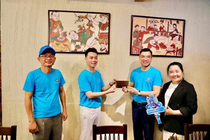 Thực hiện môi trường không khói thuốc lá tại nhà hàng, khách sạn và các địa điểm công cộng