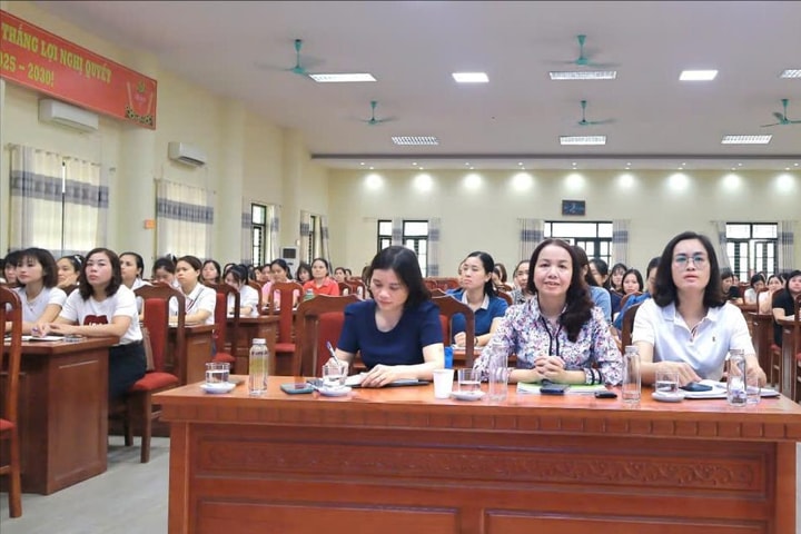 Xã Ô Diên: Tập huấn chuyên môn cho hơn 400 cán bộ quản lý, giáo viên mầm non