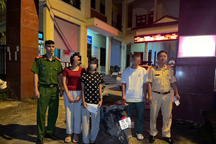 Hà Nội: Xử lý 3 trường hợp có hành động phản cảm