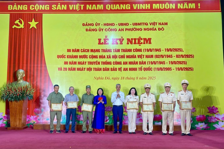 Phường Nghĩa Đô duy trì 14 chuyên đề bảo vệ an ninh