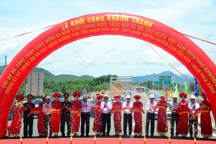 Đà Nẵng: Chính thức thông xe cao tốc đoạn Hòa Liên - Túy Loan