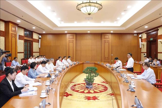 Các Tổ công tác của Bộ Chính trị làm việc với Ban Thường vụ các Tỉnh ủy, Thành ủy: Khánh Hòa, Nghệ An, Đà Nẵng, Quảng Ninh