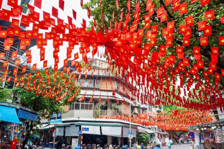 Hà Nội rực rỡ đón Tết độc lập