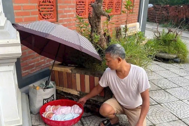 Xã Hát Môn thông báo về 2 cháu bé sơ sinh bị bỏ rơi trước cửa chùa Chung Linh