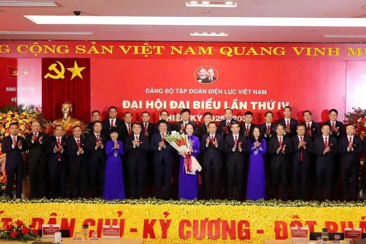 Đảng bộ EVN: Tiên phong chuyển đổi số và ứng dụng khoa học công nghệ, kiến tạo tương lai ngành điện