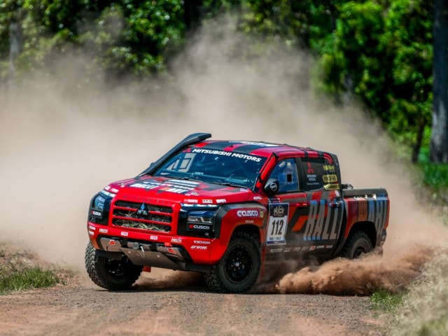 Mitsubishi Triton giành chiến thắng chung cuộc tại giải đua AXCR 2025