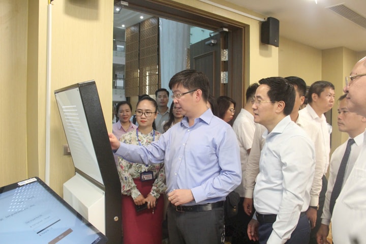Hà Nội đề xuất nhiều mô hình nâng cao chất lượng phục vụ người dân, doanh nghiệp
