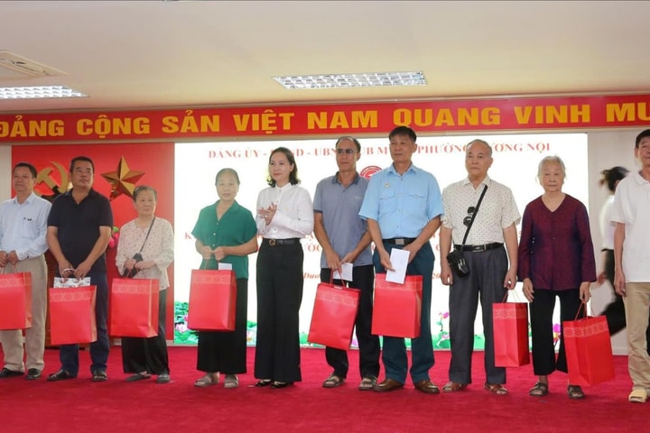 Phường Dương Nội tri ân hơn 400 gia đình chính sách, người có công
