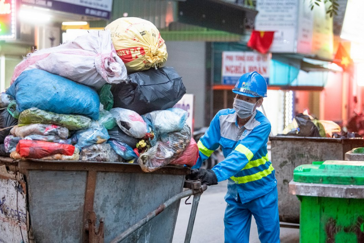 Đồng bộ giải pháp, gỡ "điểm nghẽn" quản lý chất thải rắn sinh hoạt