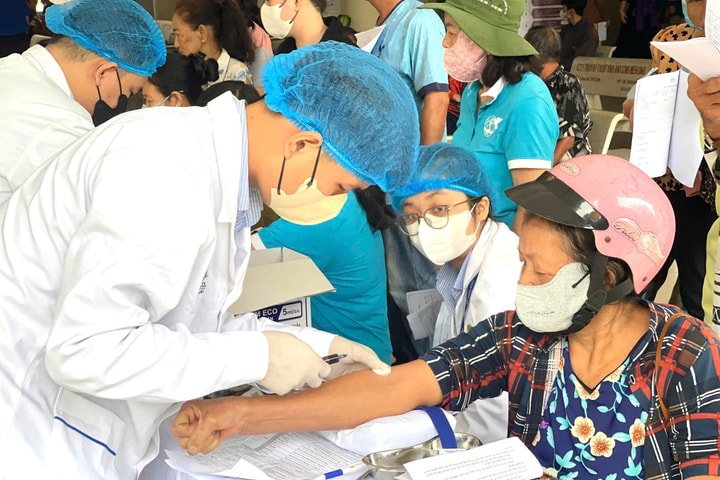 CAREME - “Yêu lấy mình” Công nghệ và nhân ái vì sức khỏe cộng đồng
