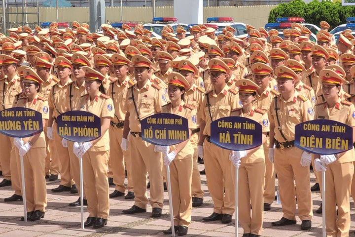 Hà Nội được tăng cường hơn 600 cảnh sát giao thông phục vụ A80