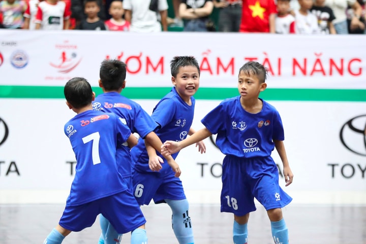 Giải U9 Toàn quốc 2025: Việt Hùng Thanh Hóa đăng quang ngôi vô địch