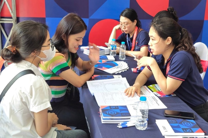 Tin tức đặc biệt trên báo in Hànộimới ngày 26-8-2025