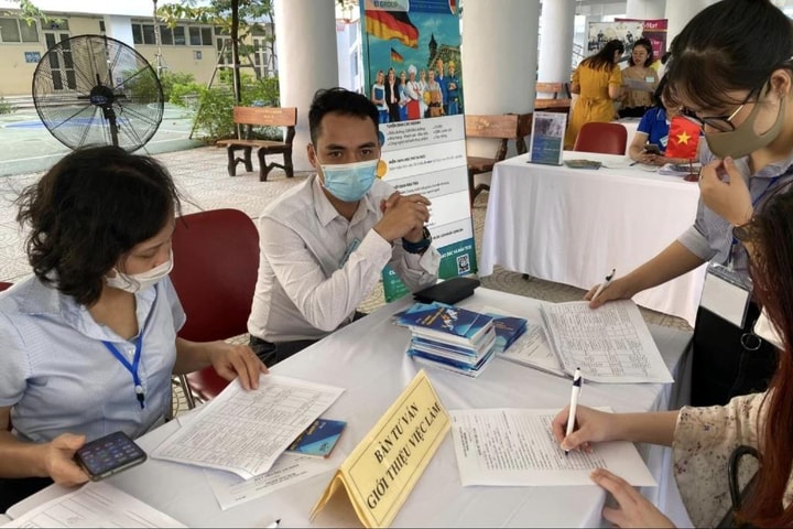 [Podcast] Hà Nội có nhu cầu tuyển dụng hơn 50.000 việc làm trong tháng 7-2025
