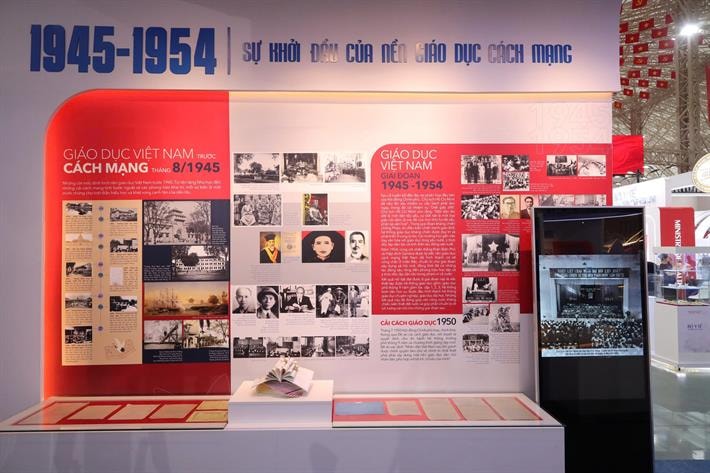 Sẵn sàng cho triển lãm 80 năm thành tựu giáo dục và đào tạo