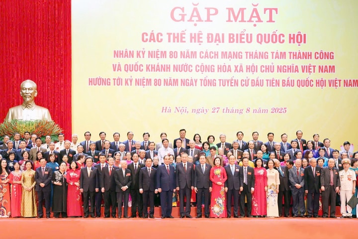 Những hình ảnh tại buổi gặp mặt các thế hệ đại biểu Quốc hội