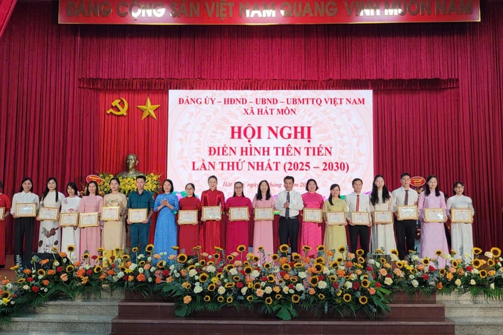 Xã Hát Môn phát động phong trào thi đua yêu nước giai đoạn 2025-2030