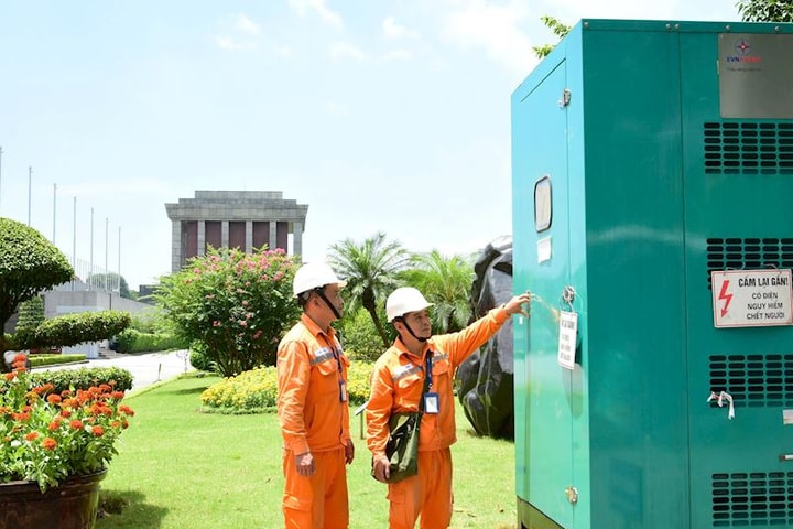 Giữ nguồn điện cho chuỗi sự kiện kỷ niệm 80 năm Quốc khánh