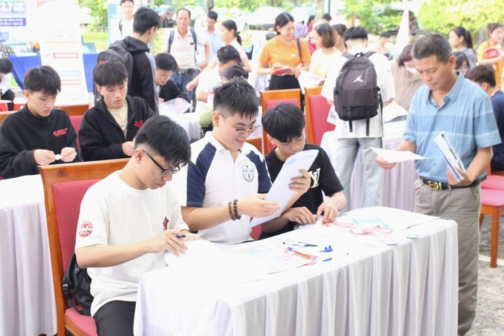 Trường Đại học Sư phạm Kỹ thuật Đà Nẵng đón hơn 1.800 tân sinh viên