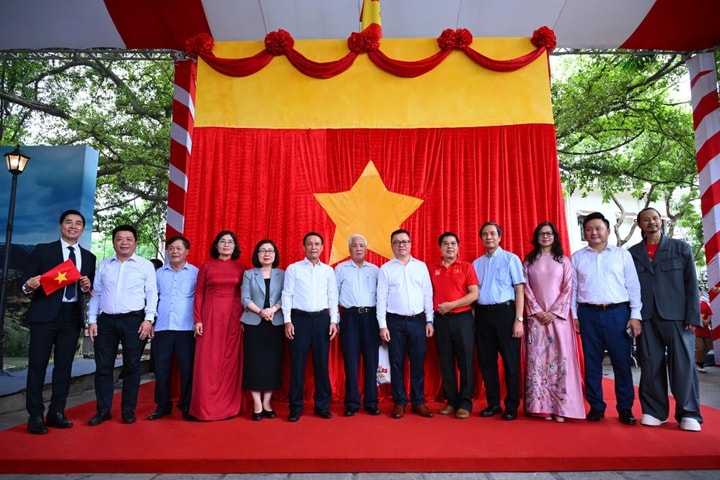 Vietravel đồng hành cùng triển lãm tương tác "80 năm rạng rỡ nong sông - Con đường độc lập"