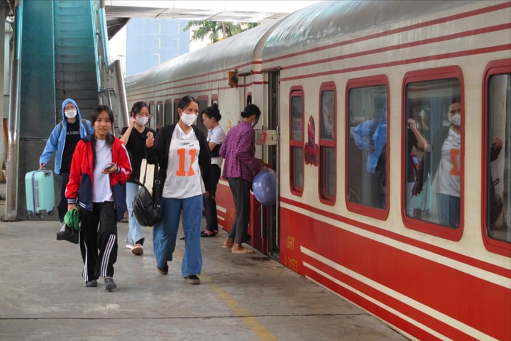 Bến xe, nhà ga Hà Nội thông thoáng trước kỳ nghỉ lễ Quốc khánh