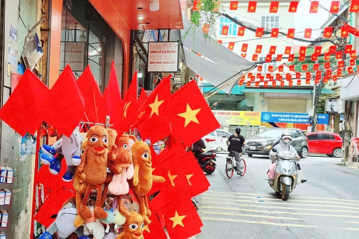 Hà Nội đồng loạt ra quân dọn vệ sinh môi trường đón Tết Độc lập