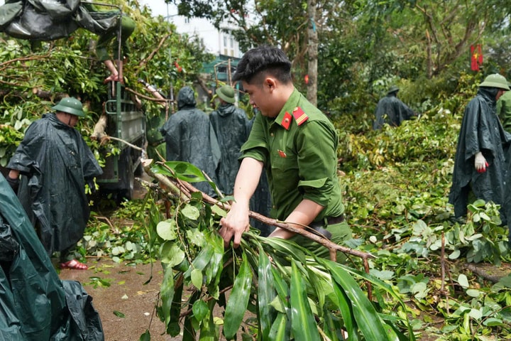 Gia Lai: Tích cực khắc phục sự cố do mưa bão để người dân đón Tết Độc lập