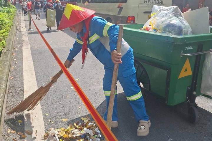 Môi trường Thủ đô xanh - sạch - đẹp trong ngày Quốc khánh 2-9