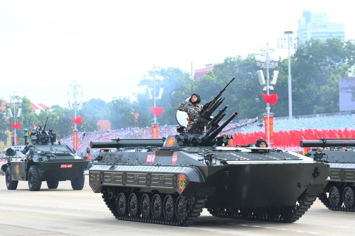 Hào hùng A80: Khúc tráng ca 80 năm độc lập vang vọng từ Ba Đình đến biển, trời Tổ quốc