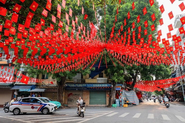 Dự báo thời tiết Hà Nội ngày Quốc khánh 2/9: Trời hửng nắng, đôi lúc có mưa rào rải rác