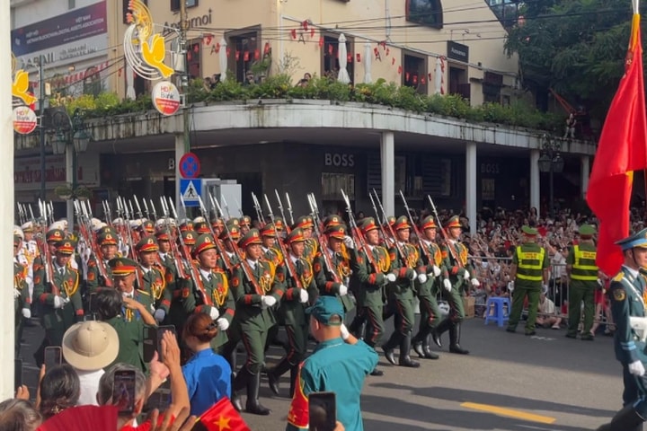 Tự hào ngày hội non sông