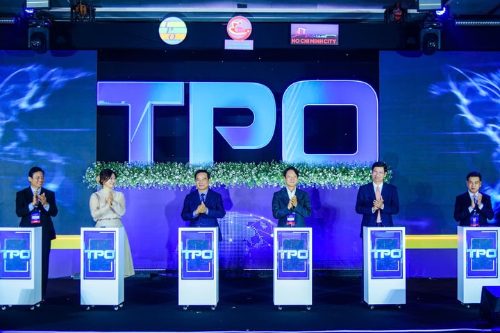 TP Hồ Chí Minh cam kết thúc đẩy du lịch khu vực phát triển đồng bộ, bền vững